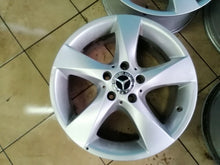Load image into Gallery viewer, 4x Alufelge 17 Zoll 7.0" 5x112 51ET A4474012200 Mercedes-Benz Viano Rim Wheel FEL9779271355dl