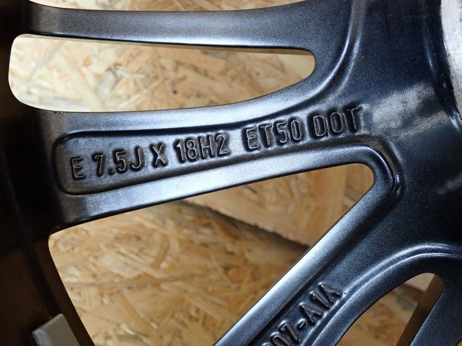 1x Alufelge 18 Zoll 7.5" 5x108 50ET LV4J-1007-A1A Ford Kuga Rim Wheel