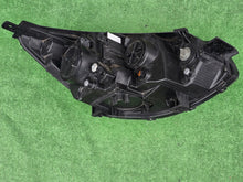Laden Sie das Bild in den Galerie-Viewer, Frontscheinwerfer Kia Soul 92101-B2 Links Scheinwerfer Headlight SCH1496121393rp