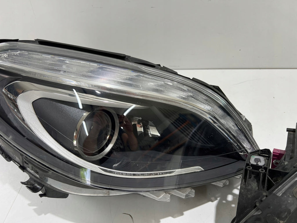 Frontscheinwerfer Mercedes-Benz A2468207761 Ein Satz Scheinwerfer Headlight SCH6082126066yu