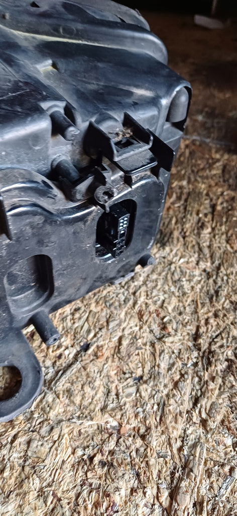 Frontscheinwerfer Audi A8 Ein Stück (Rechts oder Links) Scheinwerfer Headlight SCH3005156842rh