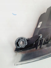 Laden Sie das Bild in den Galerie-Viewer, Frontscheinwerfer Seat Leon 5F1941007B LED Ein Stück (Rechts oder Links)