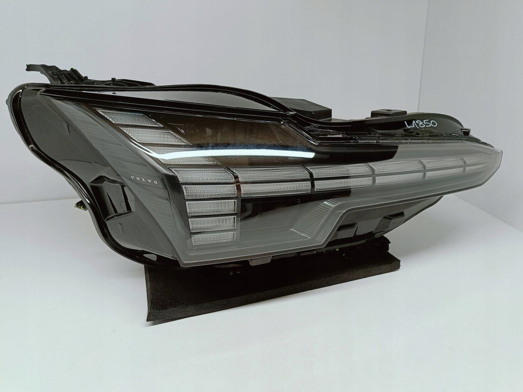 Frontscheinwerfer Volvo 80000628 Rechts Scheinwerfer Headlight SCH8517120628fx