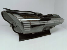 Laden Sie das Bild in den Galerie-Viewer, Frontscheinwerfer Volvo 80000628 Rechts Scheinwerfer Headlight SCH8517120628fx