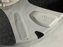 Laden Sie das Bild in den Galerie-Viewer, 1x Alufelge 17 Zoll 6.5" 5x112 46ET 5H0601025B VW Golf Viii Rim Wheel FEL5955355986co