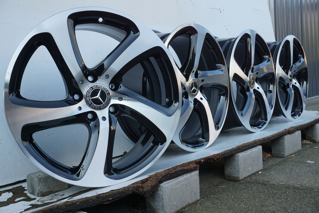 4x Alufelge 18 Zoll 8.0" 5x112 43ET Glanz Schwarz A2134013200 Mercedes-Benz W213