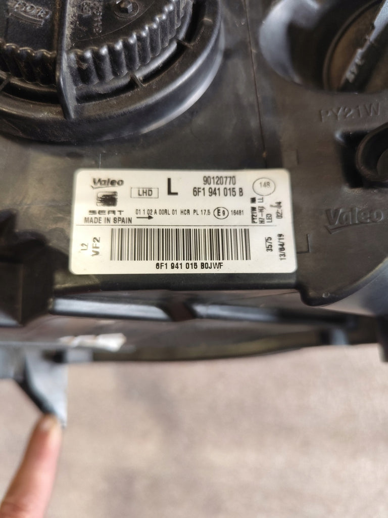 Frontscheinwerfer Seat Ibiza V 6F1941015B LED Links Scheinwerfer Headlight