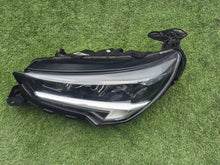 Laden Sie das Bild in den Galerie-Viewer, Frontscheinwerfer Opel Corsa F 39162653 LED Links Scheinwerfer Headlight SCH3089604829ue