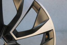 Laden Sie das Bild in den Galerie-Viewer, 1x Alufelge 17 Zoll 7.0&quot; 5x112 565601025BD 51730298RAD Skoda Rim Wheel