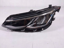 Laden Sie das Bild in den Galerie-Viewer, Frontscheinwerfer VW Golf VIII 5H1941005B 90150890 Links Scheinwerfer Headlight