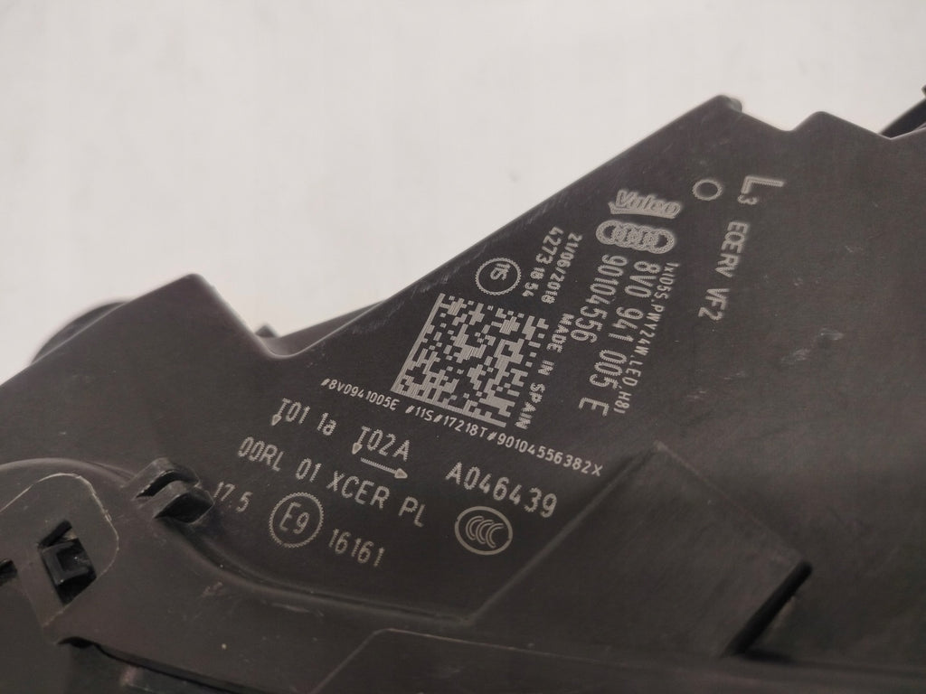 Frontscheinwerfer Audi A3 8V0941005E LED Links Scheinwerfer Headlight