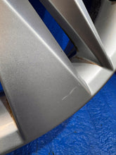 Laden Sie das Bild in den Galerie-Viewer, 1x Alufelge 17 Zoll 6.5&quot; 5x112 3V0601025BH 3V0601025BG Skoda Superb Iii