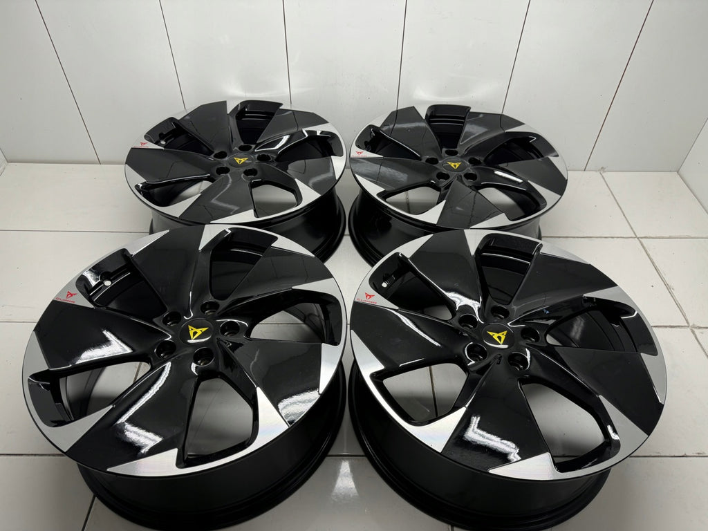 4x Alufelge 19 Zoll 7.5" 5x112 50ET Glanz Schwarz 10E601025L Cupra I Rim Wheel FEL9855577681gl