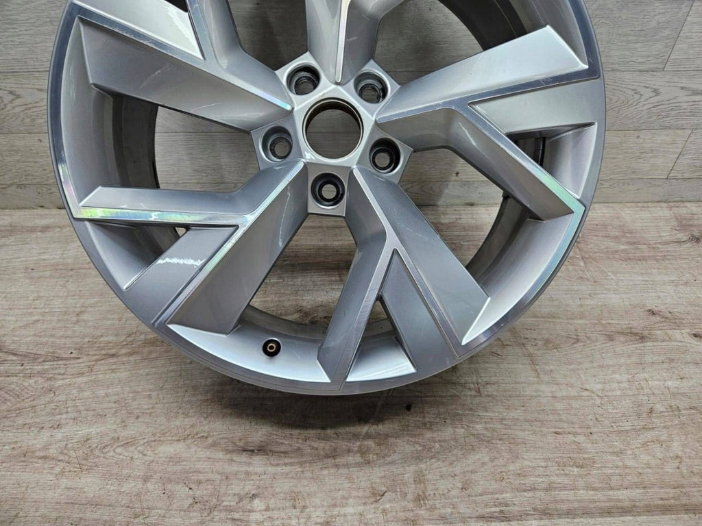 1x Alufelge 19 Zoll 565601025F Skoda Kodiaq Rim Wheel FEL7235819602vr