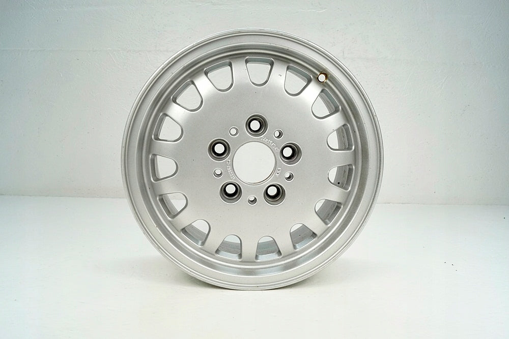 1x Alufelge 15 Zoll 7.0" 5x120 47ET 1180447-12 BMW 1 Rim Wheel FEL7387250397kz
