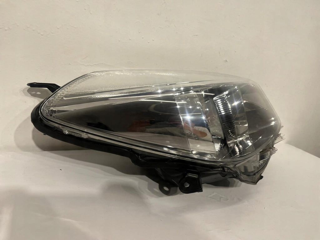Frontscheinwerfer Toyota Yaris Rechts Scheinwerfer Headlight