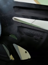Laden Sie das Bild in den Galerie-Viewer, 1x Alufelge 18 Zoll 7.5" 5x112 48ET Glanz Schwarz 5E3601025AD Skoda Octavia I FEL3285924013el