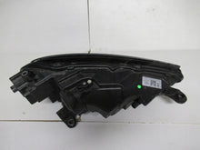 Laden Sie das Bild in den Galerie-Viewer, Frontscheinwerfer Skoda Fabia 6VB941015 LED Links Scheinwerfer Headlight