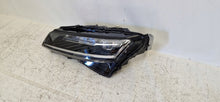 Laden Sie das Bild in den Galerie-Viewer, Frontscheinwerfer Skoda Superb III 3V1941015D LED Links Scheinwerfer Headlight