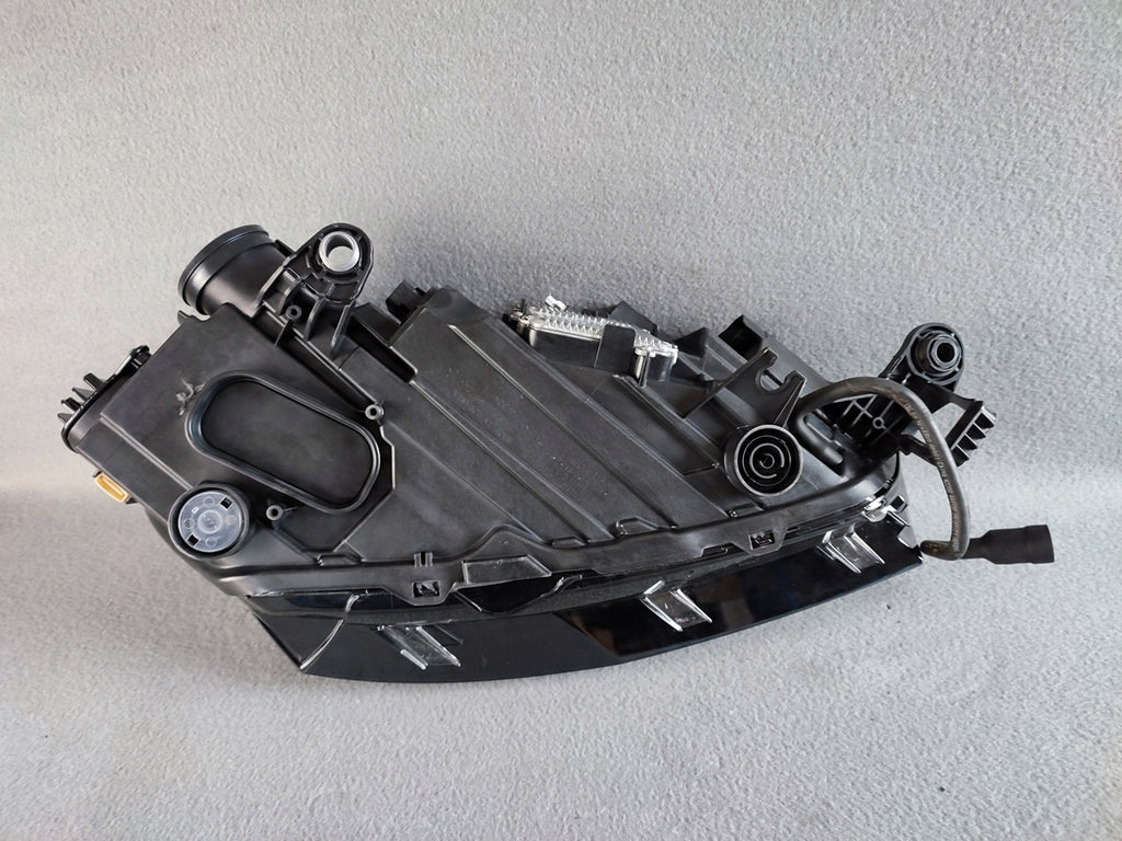 Frontscheinwerfer Skoda Fabia 6VB941015B LED Links Scheinwerfer Headlight