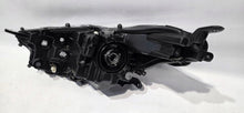 Laden Sie das Bild in den Galerie-Viewer, Frontscheinwerfer Toyota Yaris K0-6EU Rechts Scheinwerfer Headlight SCH7093844940vk