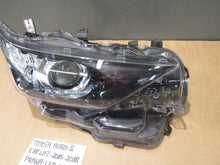 Laden Sie das Bild in den Galerie-Viewer, Frontscheinwerfer Toyota Auris 81110-02K30 Rechts Scheinwerfer Headlight SCH2709775794xs
