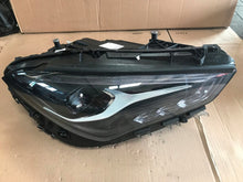Laden Sie das Bild in den Galerie-Viewer, Frontscheinwerfer Mercedes-Benz Cla A1189060801 LED Rechts Headlight SCH3798242482lm