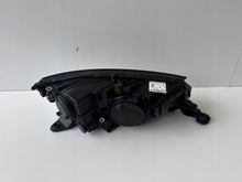 Load image into Gallery viewer, Frontscheinwerfer Skoda Fabia III 6V1941015D Links Scheinwerfer Headlight