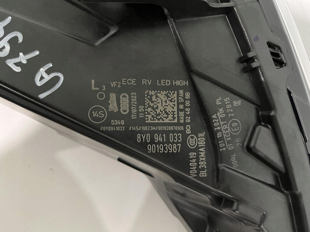Frontscheinwerfer Audi A3 8Y0941033 LED Ein Stück (Rechts oder Links) Headlight SCH3465693031el