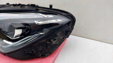 Laden Sie das Bild in den Galerie-Viewer, Frontscheinwerfer Mercedes-Benz Cla A1189063100 Full LED Links Headlight