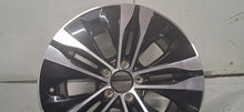 Laden Sie das Bild in den Galerie-Viewer, 1x Alufelge 18 Zoll 8.5" 5x112 52ET A2064015200 Mercedes-Benz W206 Rim Wheel FEL2075733871hj