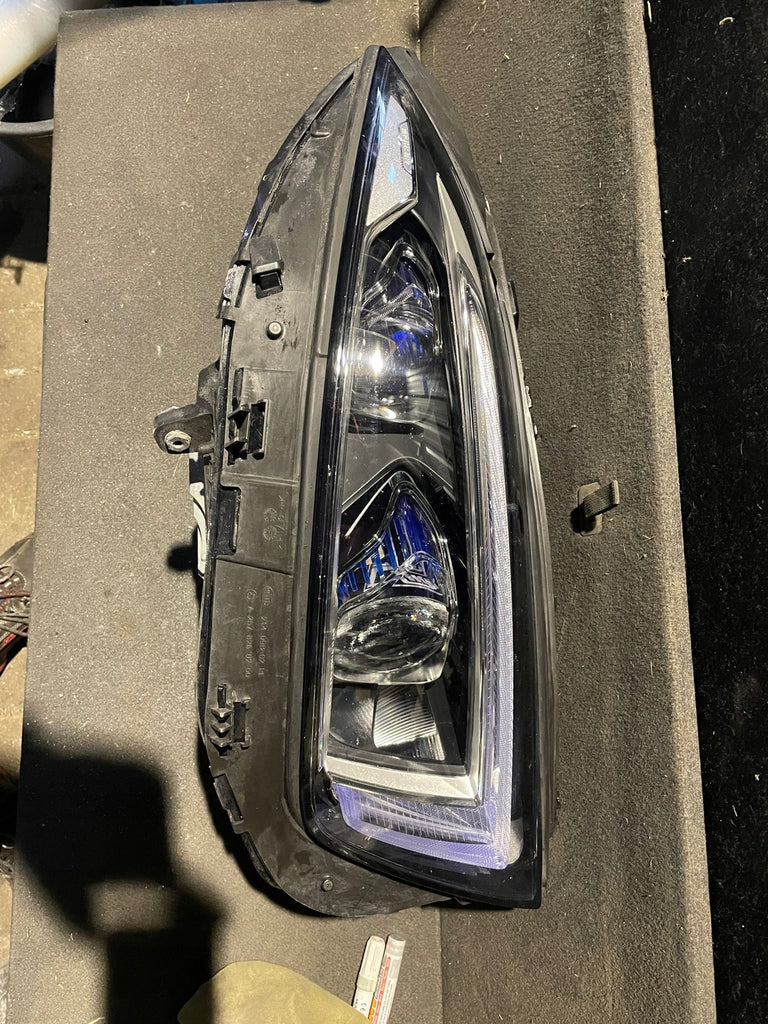 Frontscheinwerfer Mercedes-Benz Cls A2579068400 LED Rechts oder Links