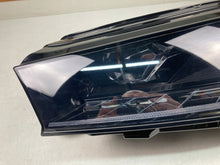 Laden Sie das Bild in den Galerie-Viewer, Frontscheinwerfer Skoda Enyaq 5LB941015 LED Links Scheinwerfer Headlight