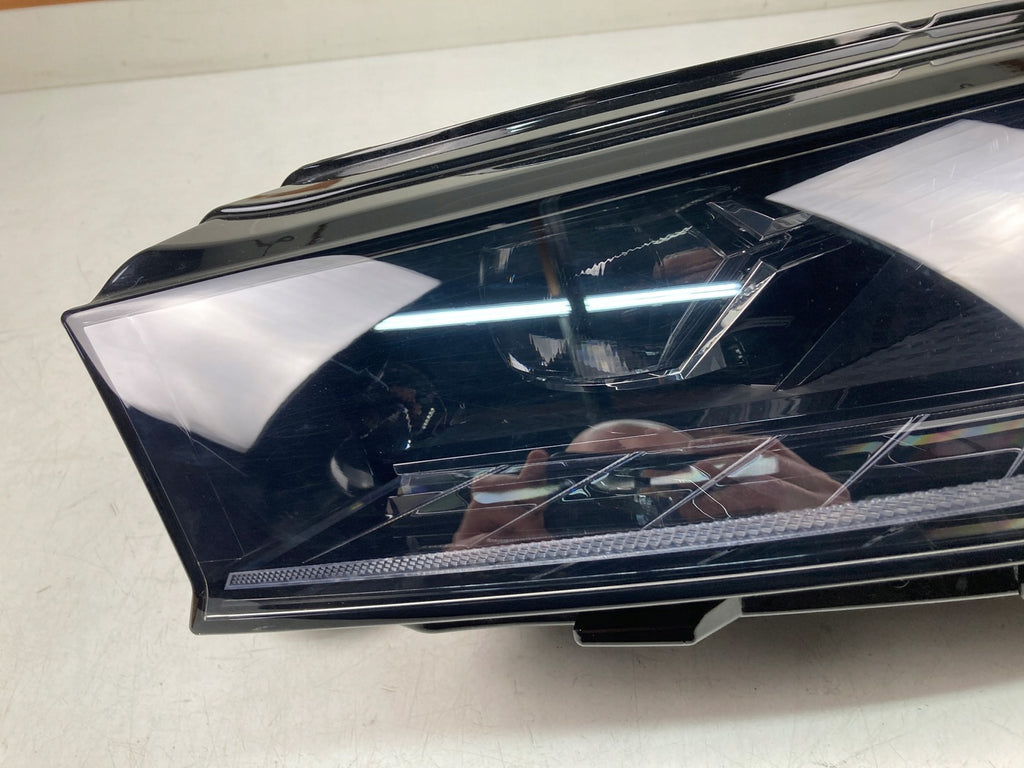 Frontscheinwerfer Skoda Enyaq 5LB941015A LED Links Scheinwerfer Headlight