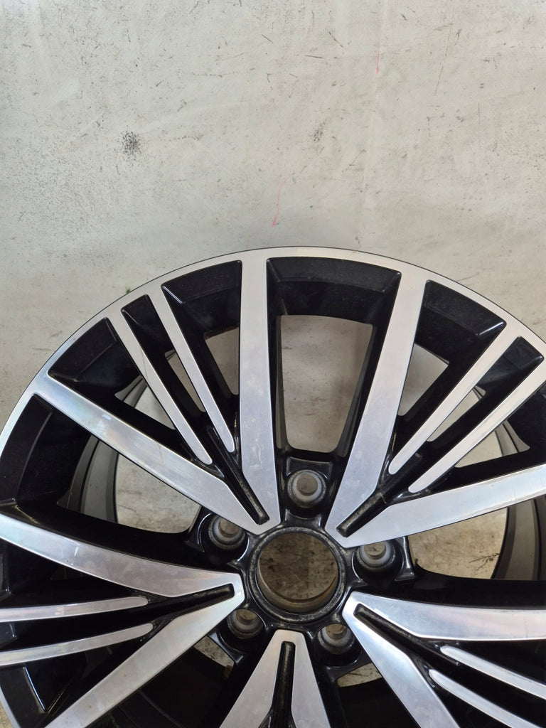 1x Alufelge 17 Zoll 6.5" 5x112 46ET 5G0601025CD VW Golf Vii Rim Wheel FEL2421995955yv