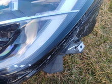 Laden Sie das Bild in den Galerie-Viewer, Frontscheinwerfer Renault I 260606399R Links Scheinwerfer Headlight SCH3412444139rq