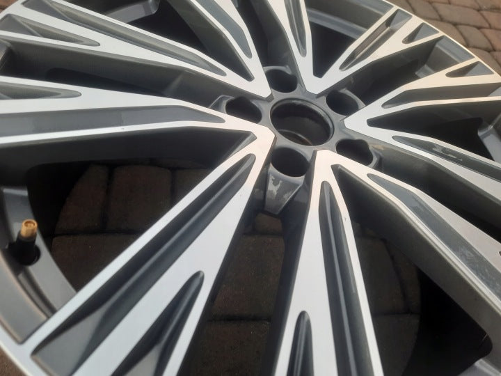 1x Alufelge 20 Zoll 8.5" 5x112 43ET 4K0601025J Audi A6 C8 Rim Wheel FEL3454137411vw