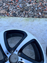 Load image into Gallery viewer, 1x Alufelge 18 Zoll 8.0&quot; 5x112 A2134013200 Mercedes-Benz W213 Rim Wheel