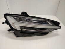 Laden Sie das Bild in den Galerie-Viewer, Frontscheinwerfer Volvo V60 S60 III 32420496 LED Ein Satz Scheinwerfer Headlight SCH7774254628jk