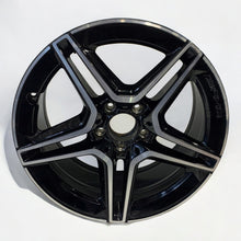 Laden Sie das Bild in den Galerie-Viewer, 1x Alufelge 18 Zoll 8.0&quot; 5x112 A2134016300 Mercedes-Benz Rim Wheel