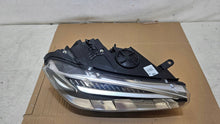 Load image into Gallery viewer, Frontscheinwerfer BMW X5 F15 F16 7471348 Rechts Scheinwerfer Headlight SCH4110803132vn
