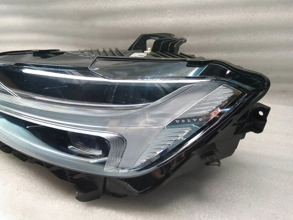 Frontscheinwerfer Volvo Xc60 32133548 Ein Stück (Rechts oder Links) Headlight SCH3261341136kz