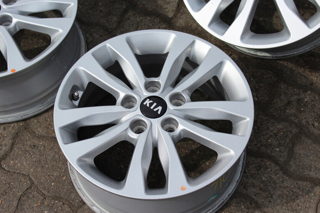 4x Alufelge 16 Zoll 6.5" 5x114.3 50ET Silber 52910A2830 Kia Ceed Rim Wheel