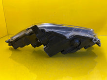 Load image into Gallery viewer, Frontscheinwerfer Toyota 4 Yaris LED Rechts Scheinwerfer Headlight SCH9853292690zx
