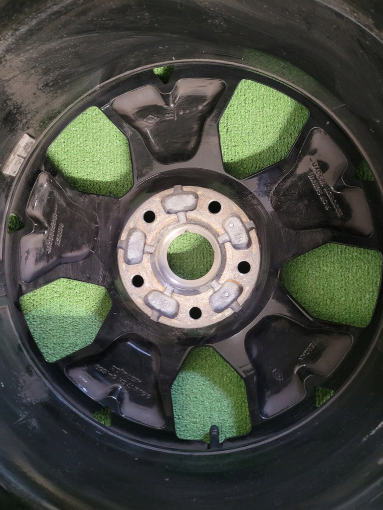 1x Alufelge 17 Zoll 6.5" 5x114.3 403000531R Dacia Rim Wheel FEL7435439978az