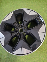 Laden Sie das Bild in den Galerie-Viewer, 1x Alufelge 20 Zoll 9.5" 5x112 6894845 BMW Ix3 G08 Rim Wheel FEL8672253962sc