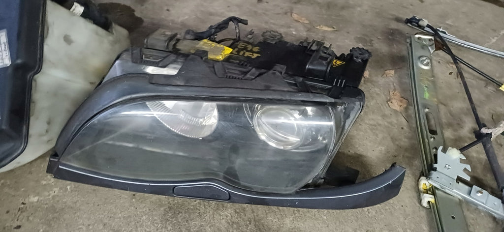 Frontscheinwerfer BMW E46 6925644 6925643 Xenon Ein Satz Scheinwerfer Headlight SCH8415678050cq