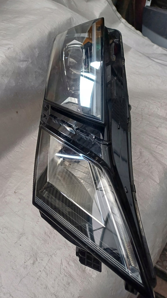 Frontscheinwerfer Skoda Octavia III 5E1941015D Full LED Links Headlight SCH2348618117rp