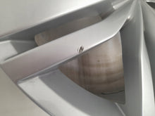 Load image into Gallery viewer, 1x Alufelge 20 Zoll 8.0" 5x112 34ET Glanz Silber 3QF601025J VW I Rim Wheel FEL6941970223dq