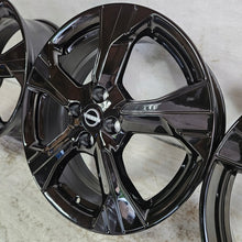 Laden Sie das Bild in den Galerie-Viewer, 1x Alufelge 17 Zoll 6.5" 4x100 38ET 403005FA5A Nissan Micra I K14 Rim Wheel FEL8144453790rc